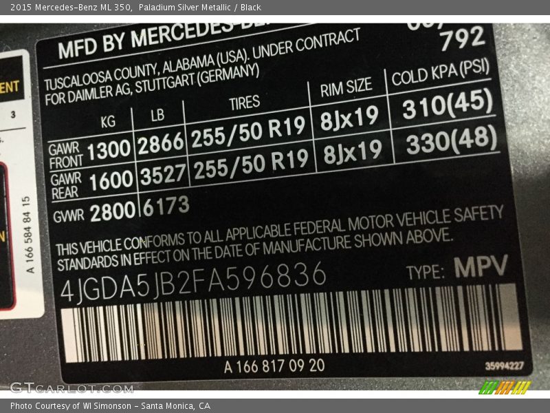 Paladium Silver Metallic / Black 2015 Mercedes-Benz ML 350