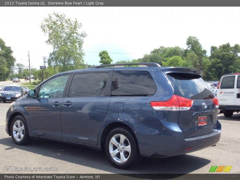 Shoreline Blue Pearl / Light Gray 2013 Toyota Sienna LE