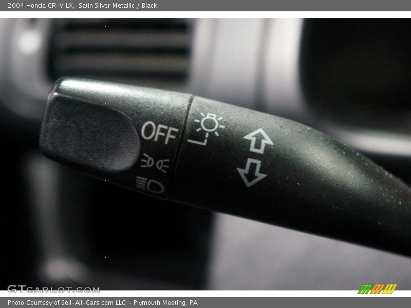 Satin Silver Metallic / Black 2004 Honda CR-V LX
