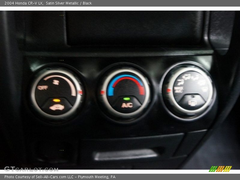 Satin Silver Metallic / Black 2004 Honda CR-V LX