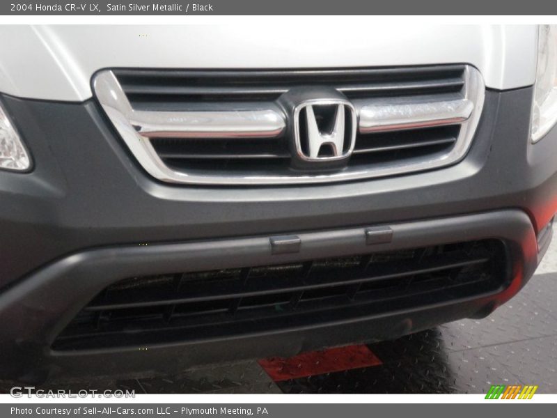 Satin Silver Metallic / Black 2004 Honda CR-V LX