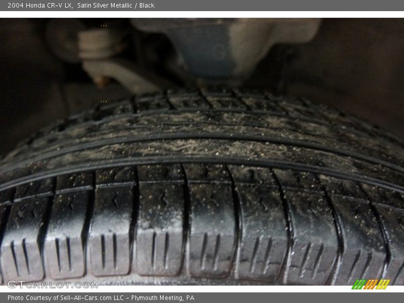 Satin Silver Metallic / Black 2004 Honda CR-V LX