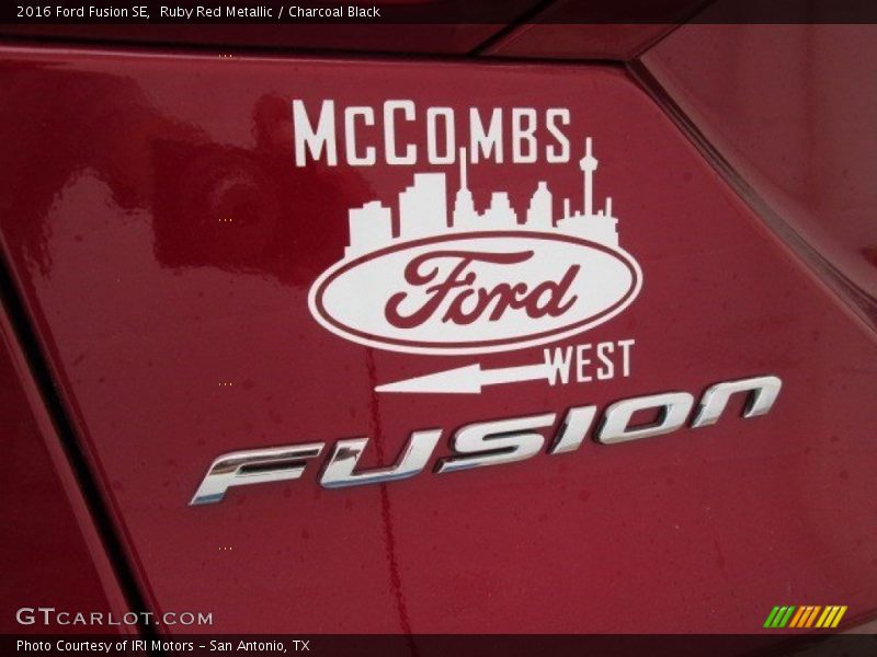 Ruby Red Metallic / Charcoal Black 2016 Ford Fusion SE