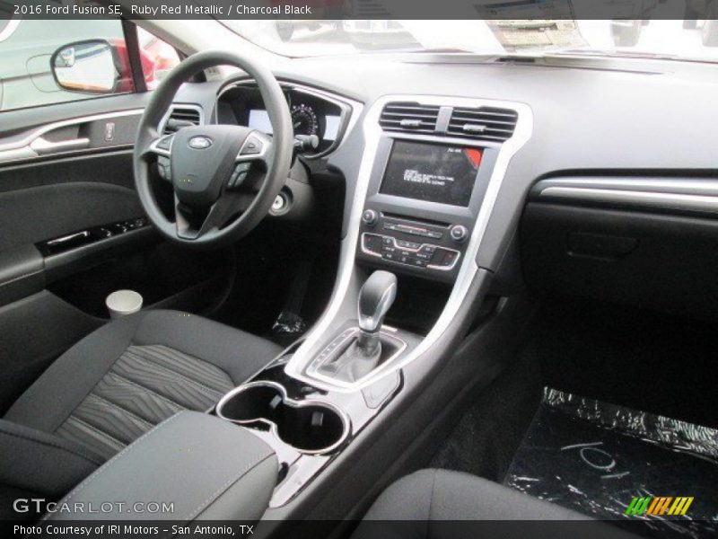 Ruby Red Metallic / Charcoal Black 2016 Ford Fusion SE