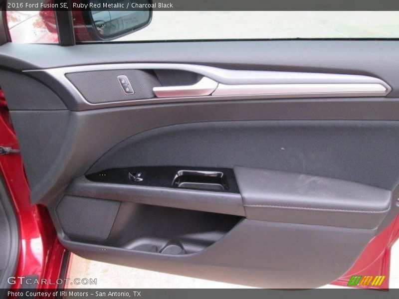 Ruby Red Metallic / Charcoal Black 2016 Ford Fusion SE