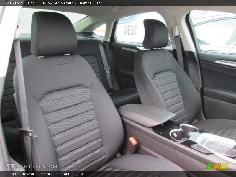Ruby Red Metallic / Charcoal Black 2016 Ford Fusion SE