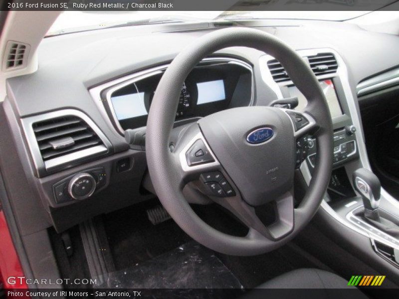 Ruby Red Metallic / Charcoal Black 2016 Ford Fusion SE