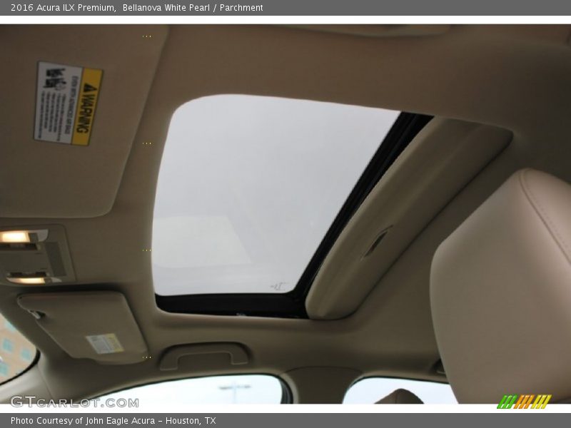 Bellanova White Pearl / Parchment 2016 Acura ILX Premium