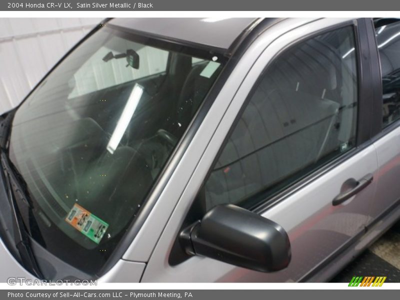 Satin Silver Metallic / Black 2004 Honda CR-V LX