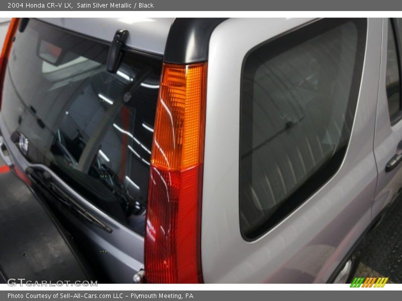 Satin Silver Metallic / Black 2004 Honda CR-V LX