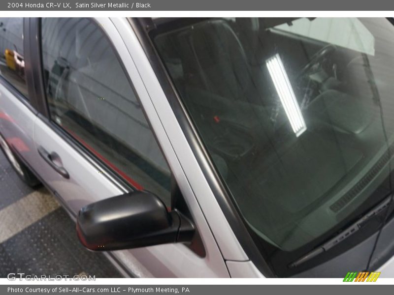 Satin Silver Metallic / Black 2004 Honda CR-V LX