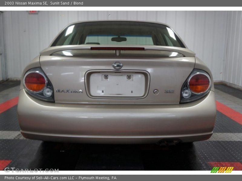 Sunlit Sand / Blond 2003 Nissan Maxima SE