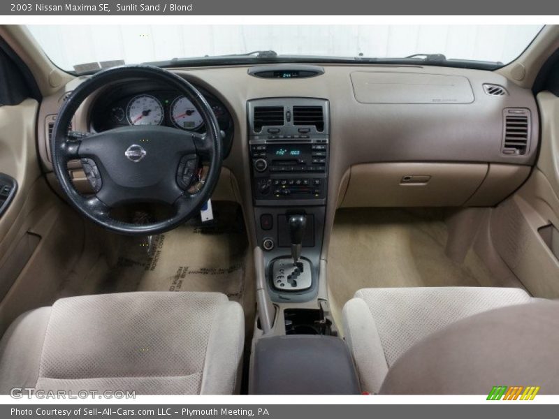 Sunlit Sand / Blond 2003 Nissan Maxima SE