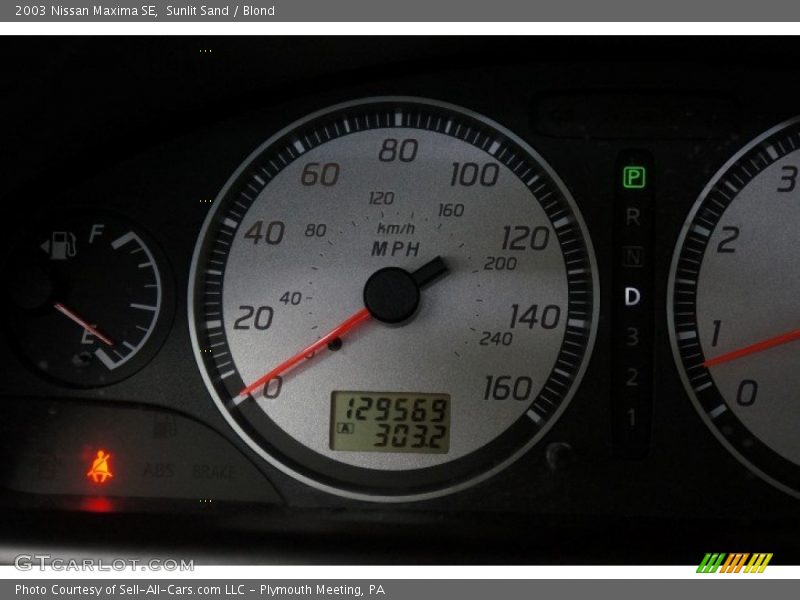 Sunlit Sand / Blond 2003 Nissan Maxima SE