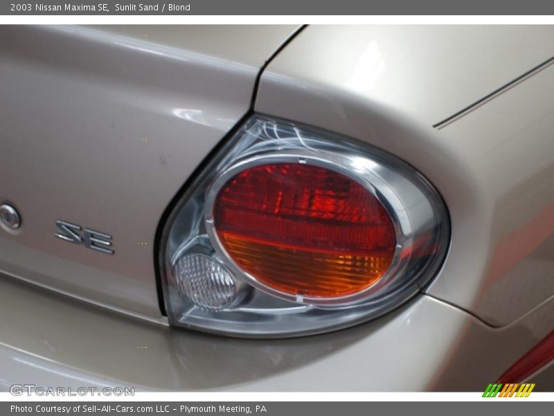 Sunlit Sand / Blond 2003 Nissan Maxima SE