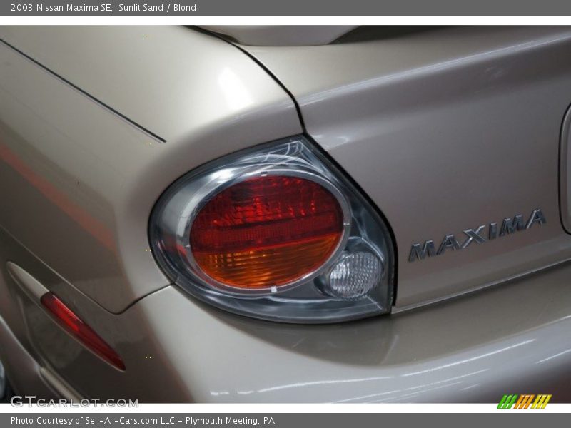 Sunlit Sand / Blond 2003 Nissan Maxima SE