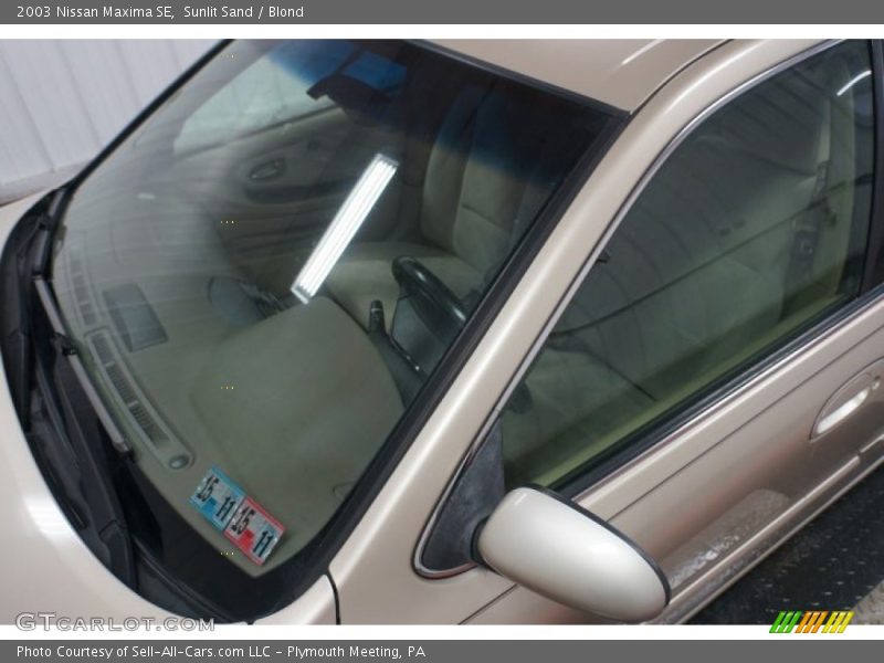 Sunlit Sand / Blond 2003 Nissan Maxima SE