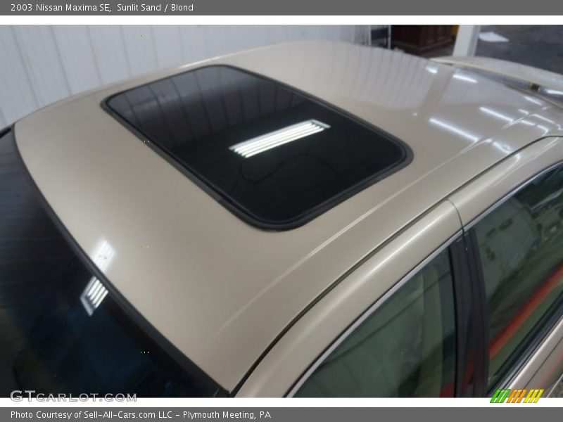 Sunlit Sand / Blond 2003 Nissan Maxima SE