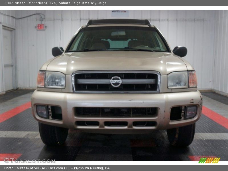 Sahara Beige Metallic / Beige 2002 Nissan Pathfinder SE 4x4