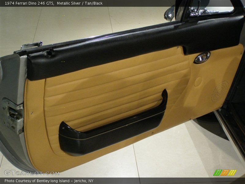 1974 Dino GTS, Metallic Silver / Tan/Black, Interior Door Panel - 1974 Ferrari Dino 246 GTS