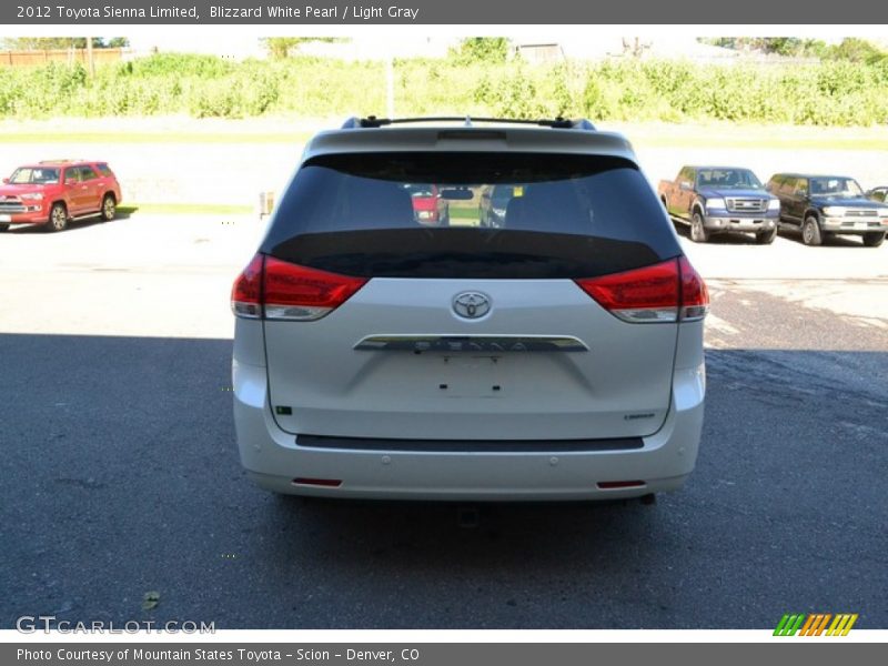 Blizzard White Pearl / Light Gray 2012 Toyota Sienna Limited