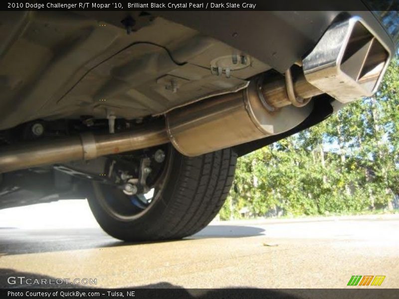 Brilliant Black Crystal Pearl / Dark Slate Gray 2010 Dodge Challenger R/T Mopar '10