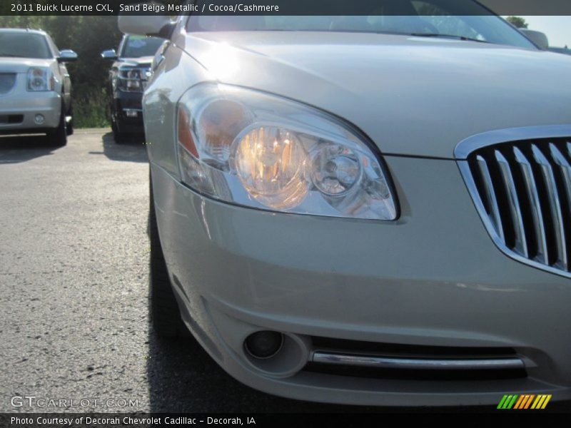 Sand Beige Metallic / Cocoa/Cashmere 2011 Buick Lucerne CXL