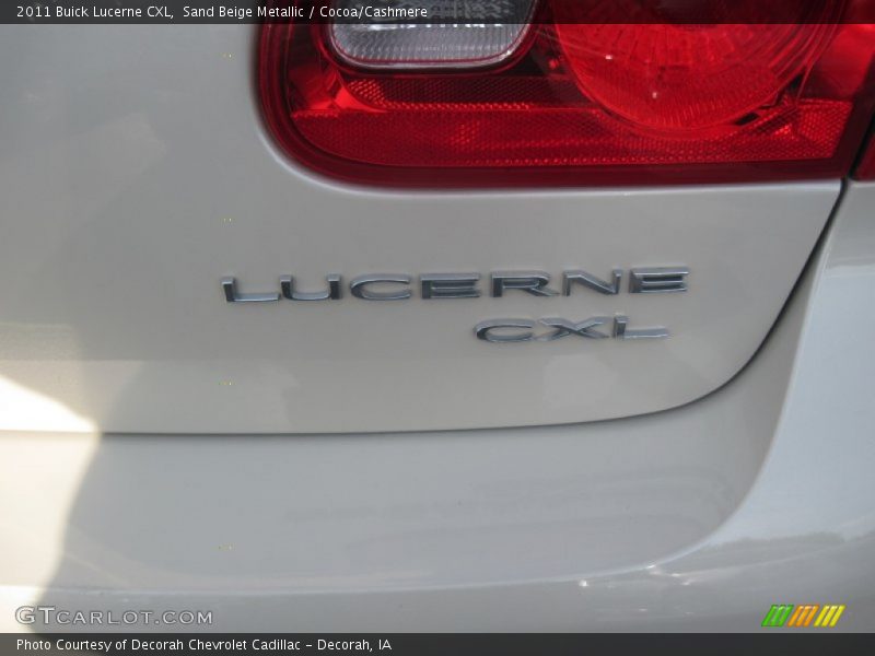 Sand Beige Metallic / Cocoa/Cashmere 2011 Buick Lucerne CXL