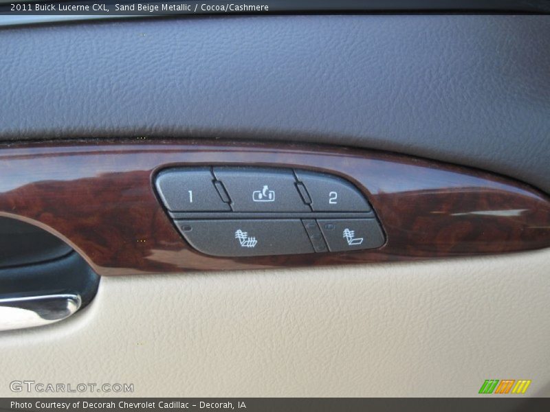 Sand Beige Metallic / Cocoa/Cashmere 2011 Buick Lucerne CXL