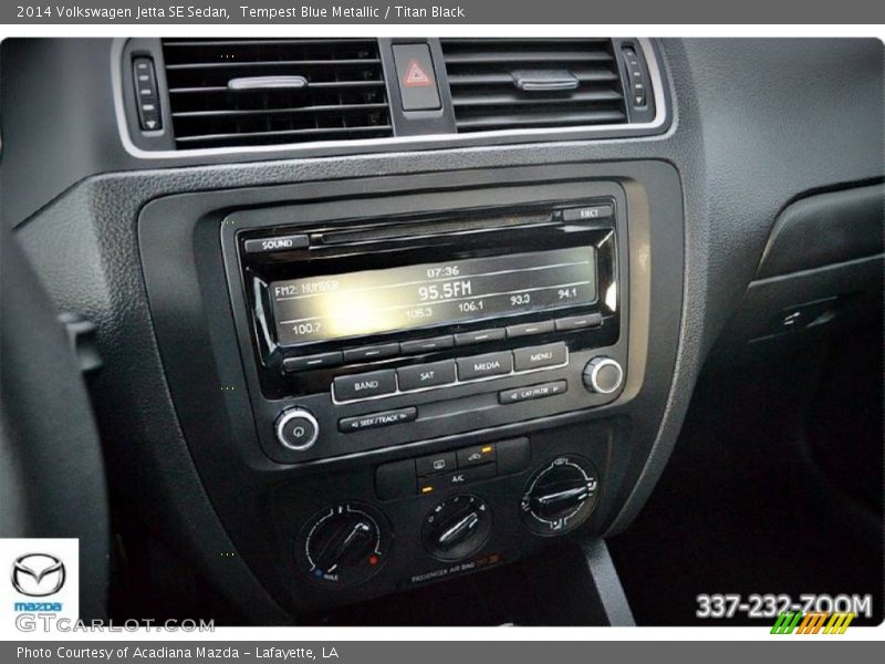 Tempest Blue Metallic / Titan Black 2014 Volkswagen Jetta SE Sedan