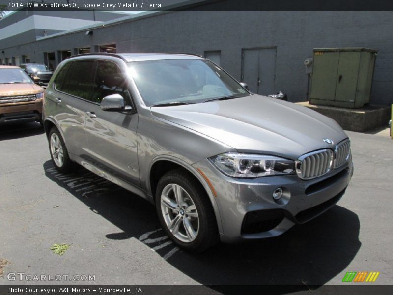 Space Grey Metallic / Terra 2014 BMW X5 xDrive50i