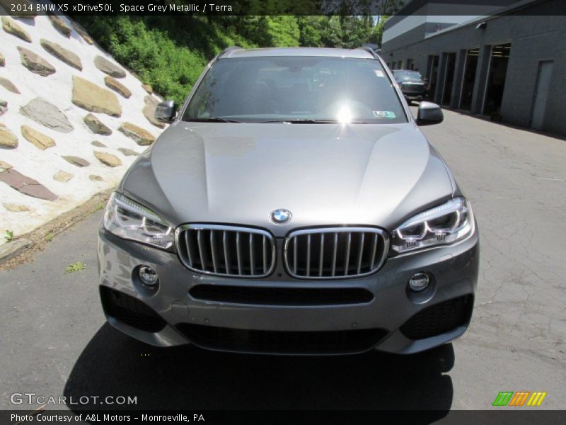 Space Grey Metallic / Terra 2014 BMW X5 xDrive50i