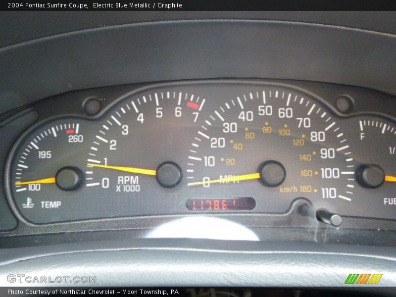 Electric Blue Metallic / Graphite 2004 Pontiac Sunfire Coupe