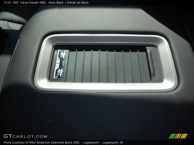 Onyx Black / Denali Jet Black 2015 GMC Yukon Denali 4WD