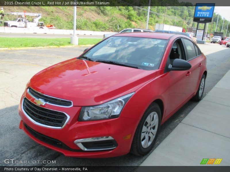 Red Hot / Jet Black/Medium Titanium 2015 Chevrolet Cruze L