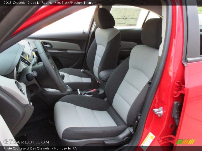  2015 Cruze L Jet Black/Medium Titanium Interior