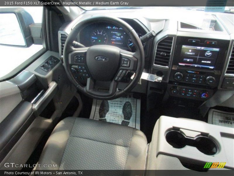 Magnetic Metallic / Medium Earth Gray 2015 Ford F150 XLT SuperCrew