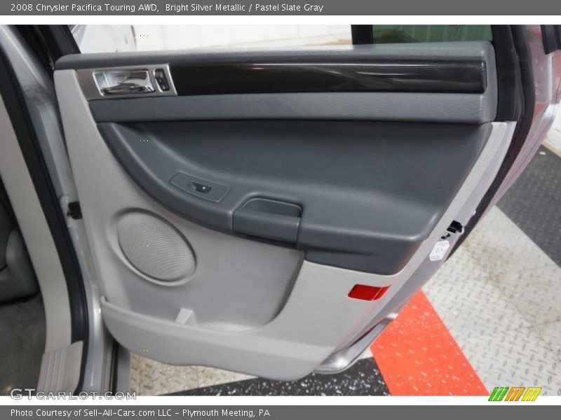 Bright Silver Metallic / Pastel Slate Gray 2008 Chrysler Pacifica Touring AWD