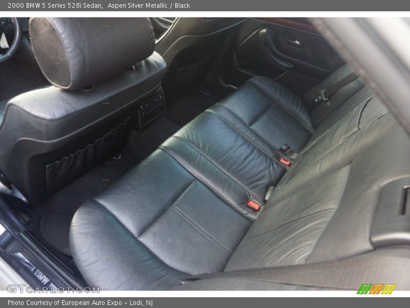 Aspen Silver Metallic / Black 2000 BMW 5 Series 528i Sedan