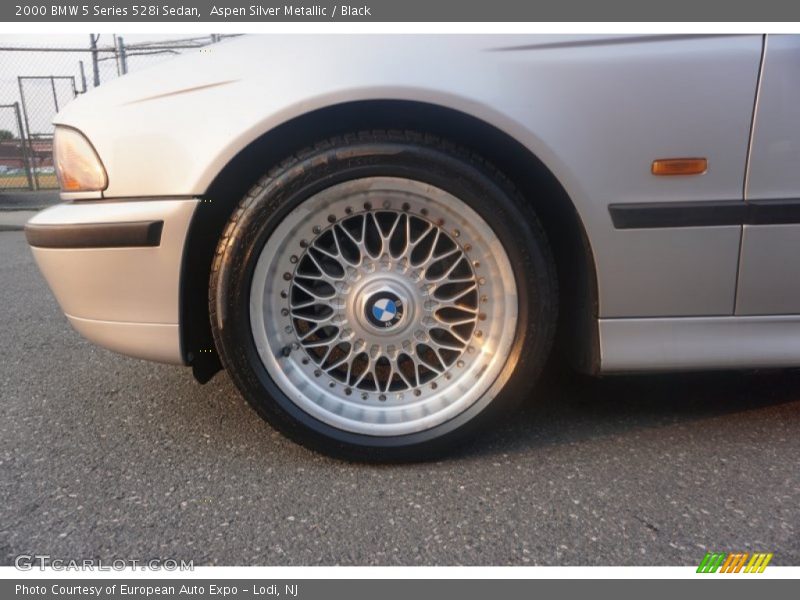 Aspen Silver Metallic / Black 2000 BMW 5 Series 528i Sedan