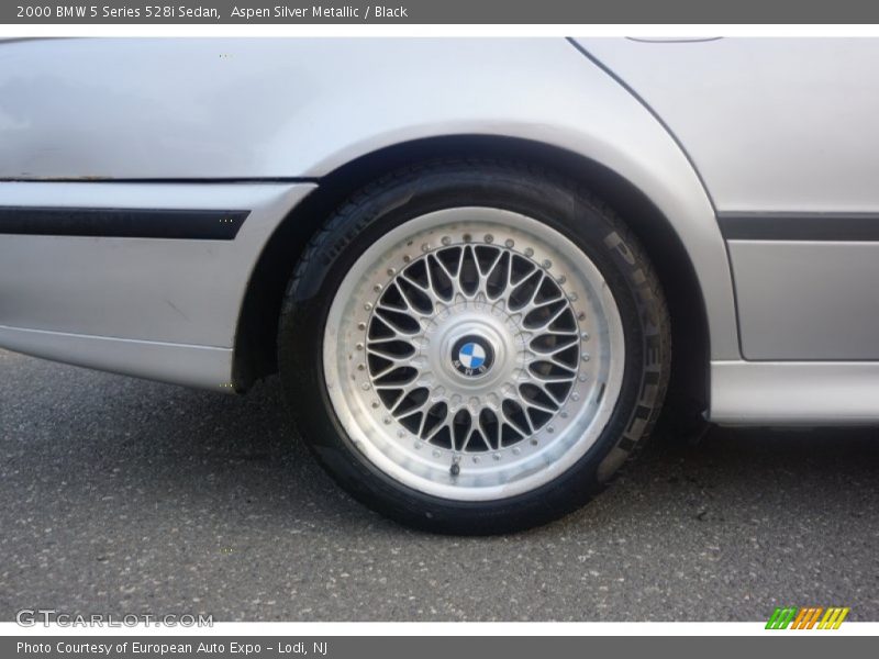 Aspen Silver Metallic / Black 2000 BMW 5 Series 528i Sedan
