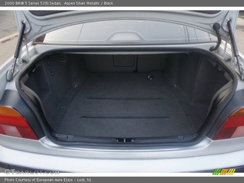 Aspen Silver Metallic / Black 2000 BMW 5 Series 528i Sedan