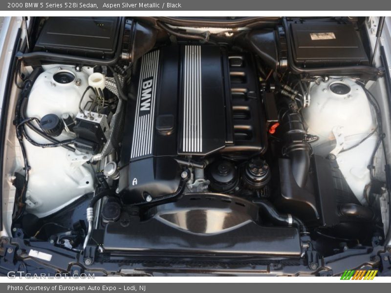 Aspen Silver Metallic / Black 2000 BMW 5 Series 528i Sedan