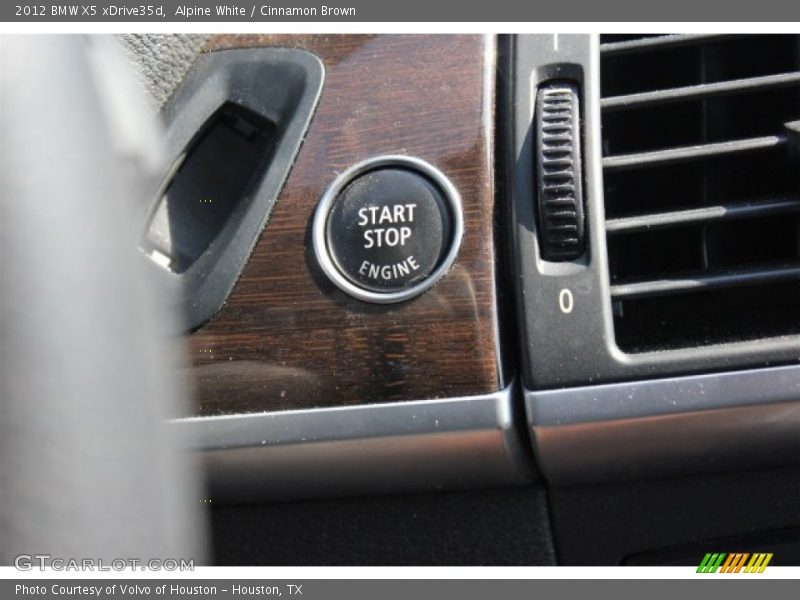 Alpine White / Cinnamon Brown 2012 BMW X5 xDrive35d