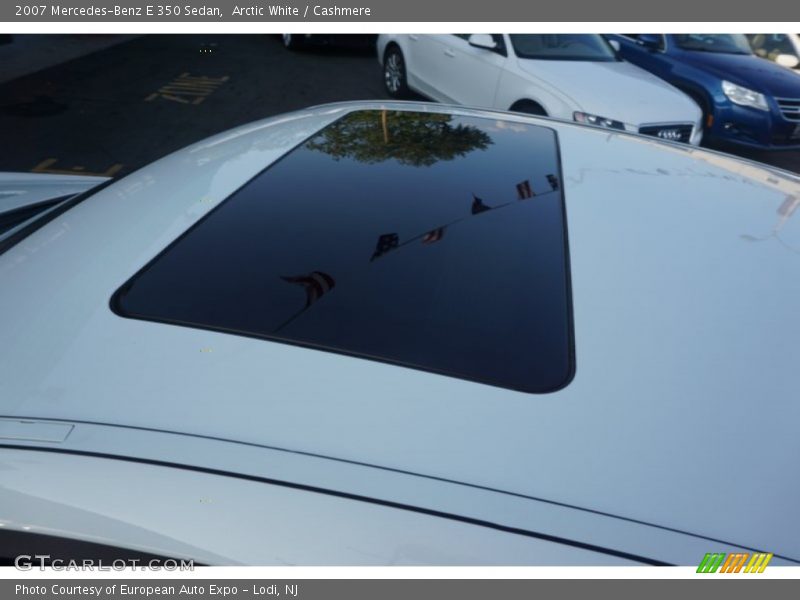 Arctic White / Cashmere 2007 Mercedes-Benz E 350 Sedan