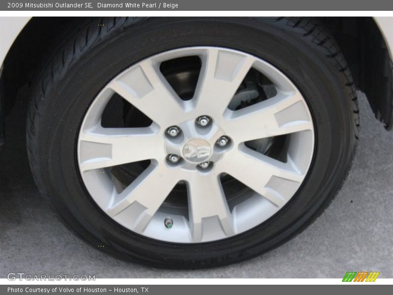 Diamond White Pearl / Beige 2009 Mitsubishi Outlander SE
