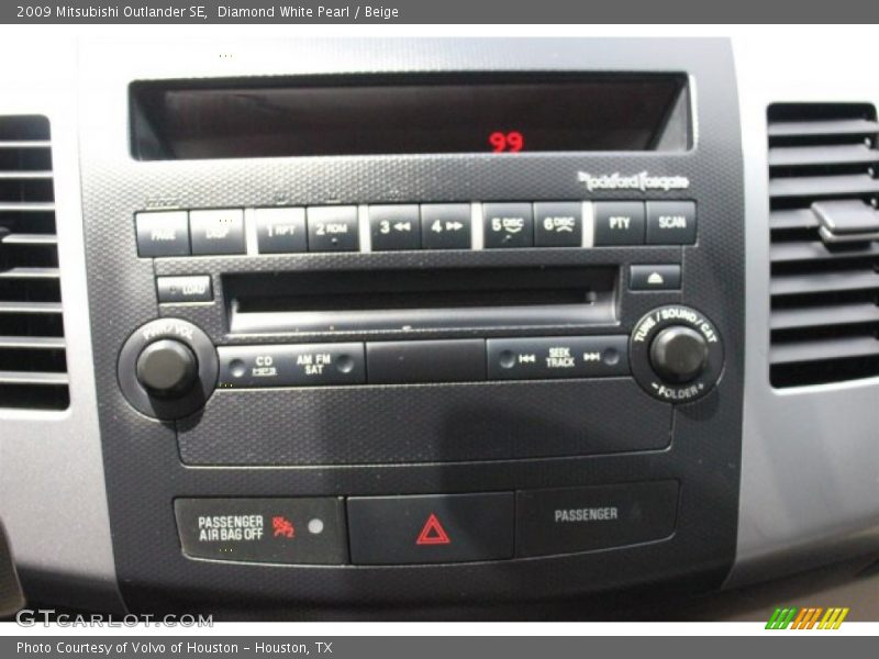 Diamond White Pearl / Beige 2009 Mitsubishi Outlander SE