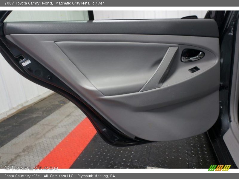 Magnetic Gray Metallic / Ash 2007 Toyota Camry Hybrid