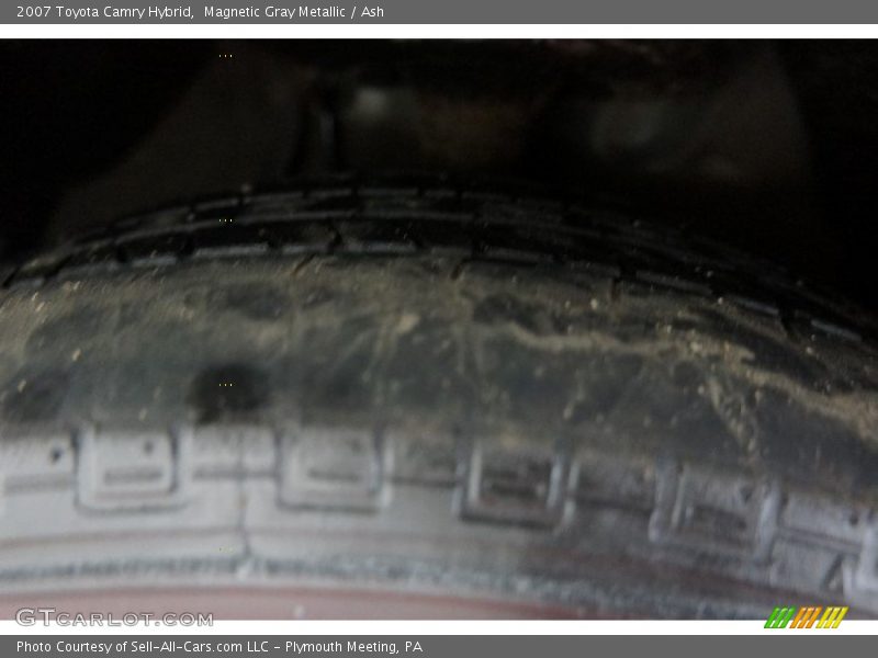 Magnetic Gray Metallic / Ash 2007 Toyota Camry Hybrid