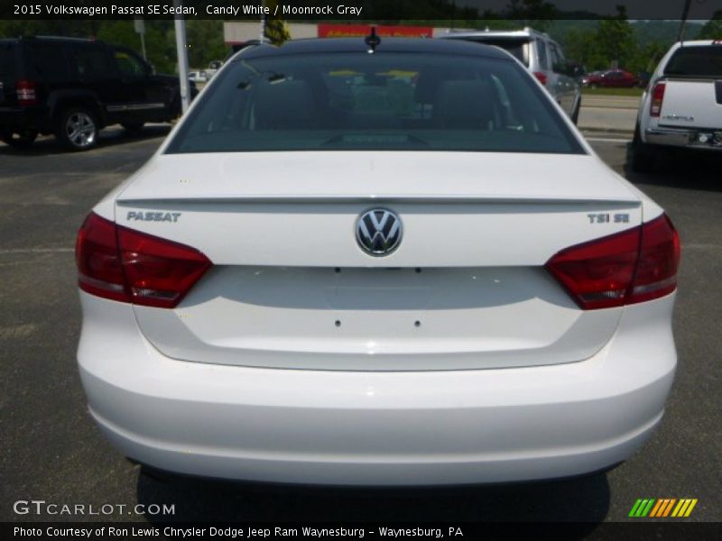 Candy White / Moonrock Gray 2015 Volkswagen Passat SE Sedan